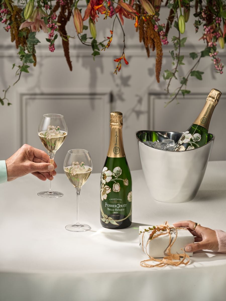 How to Serve Perrier Jouët Champagne